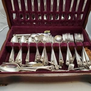 1847 Rogers Bros silverware Eternally Yours 133 pc